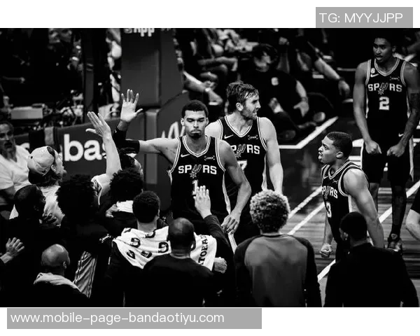 文班崛起助马刺超越独行侠季后赛前景堪忧引发关注