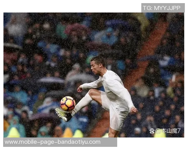 C罗社交媒体分享庆祝照片喜迎950球里程碑助力球队获胜的喜悦